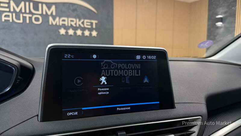 Peugeot 3008 /1.2 PURETECH/N O V