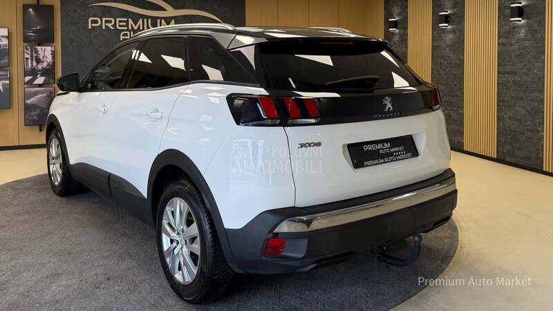 Peugeot 3008 /1.2 PURETECH/N O V