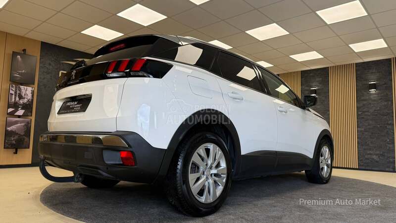 Peugeot 3008 /1.2 PURETECH/N O V