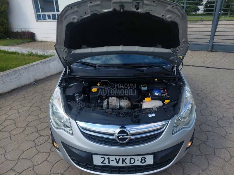 Opel Corsa D 1.3CDTI Cosmo S/S