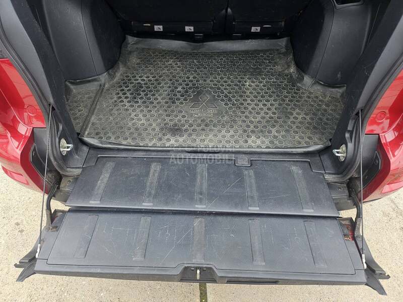 Mitsubishi Outlander 2.0DiD VW