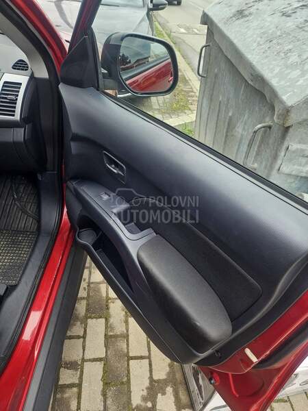 Mitsubishi Outlander 2.0DiD VW