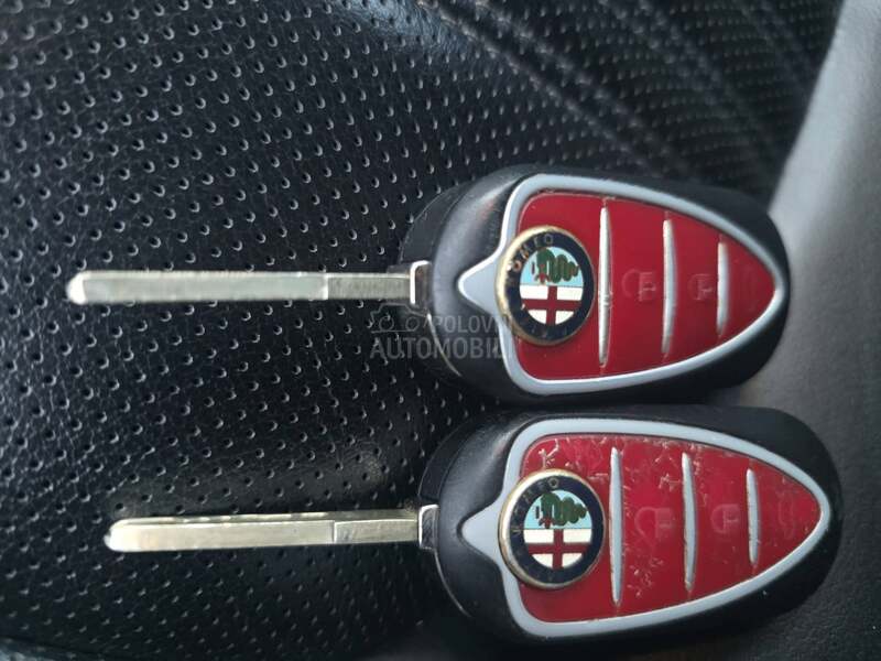 Alfa Romeo MiTo 1.3 mjet BOSE