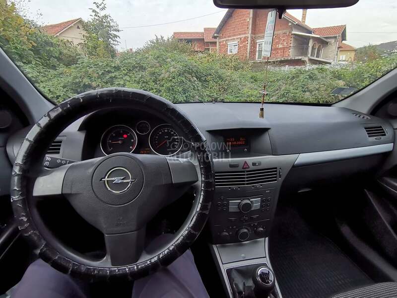 Opel Astra H 1.9 cdti