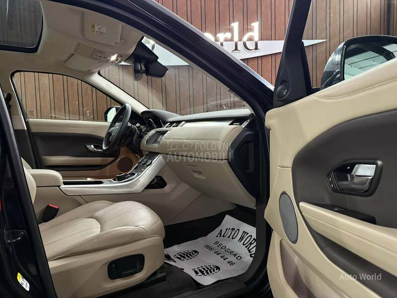 Land Rover Range Rover Evoque SE 180 AWD PANO