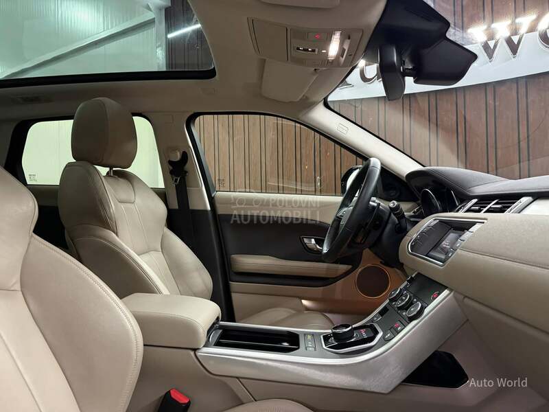 Land Rover Range Rover Evoque SE 180 AWD PANO