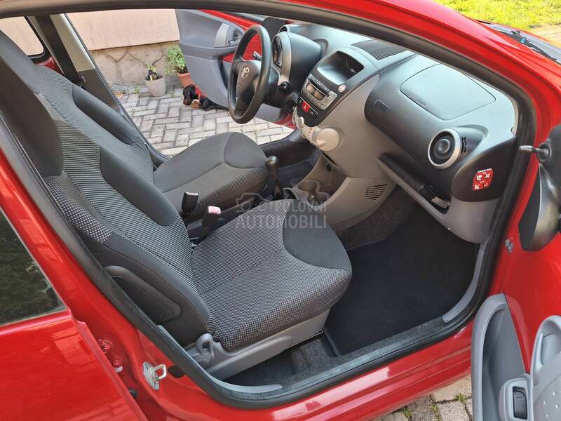 Toyota Aygo 1.0 COOL EDITION