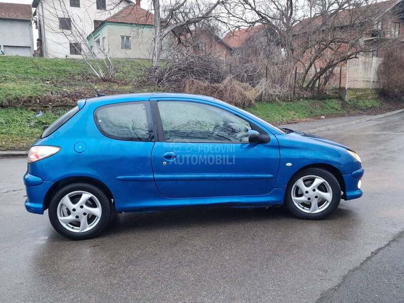 Peugeot 206 1.4 16v