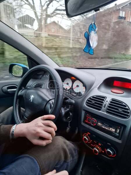 Peugeot 206 1.4 16v