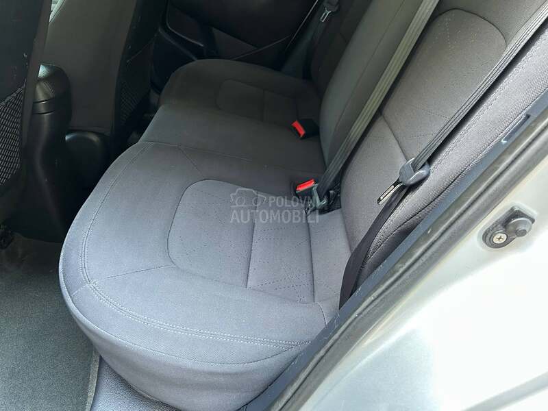 Kia Rio 1.2 navy
