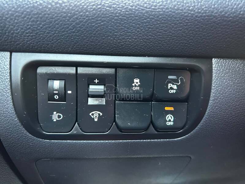 Kia Rio 1.2 navy