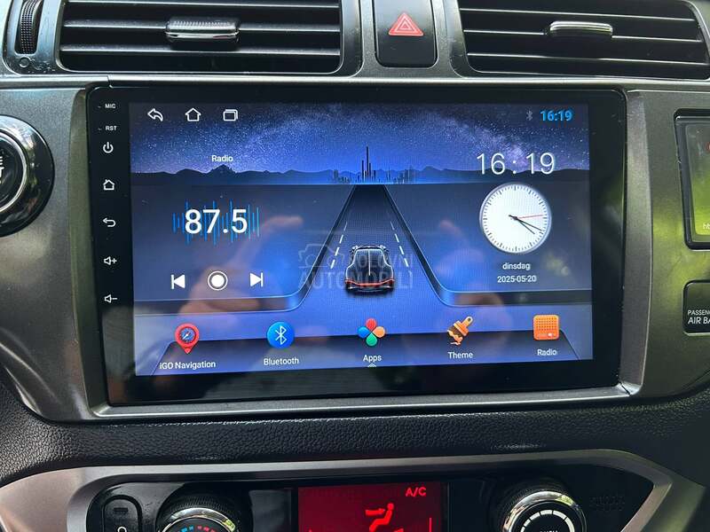 Kia Rio 1.2 navy