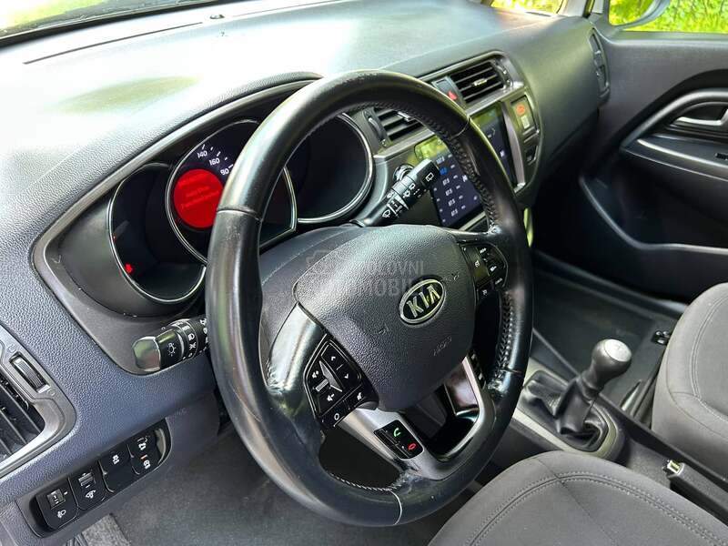 Kia Rio 1.2 navy