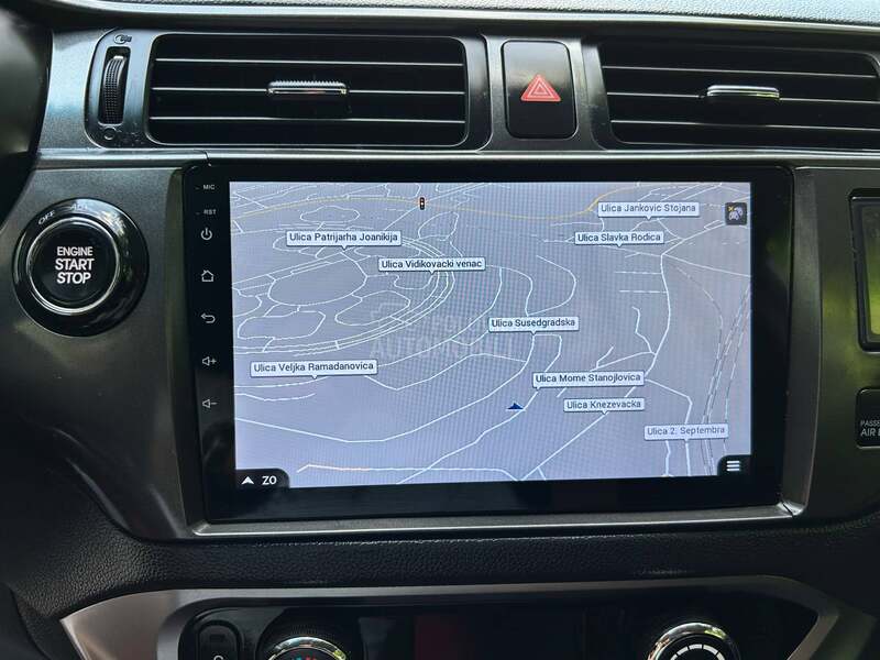 Kia Rio 1.2 navy