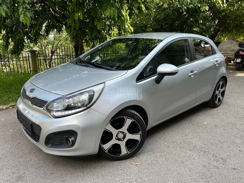 Kia Rio 1.2 navy