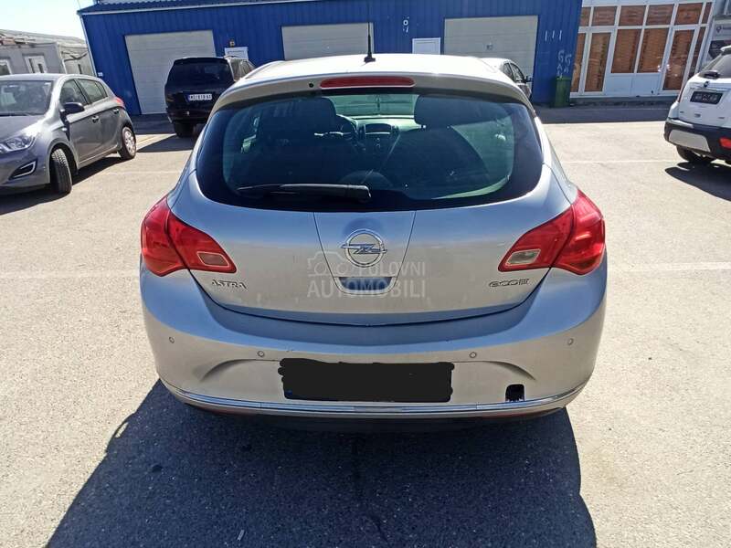 Opel Astra J 1.6 CDTI