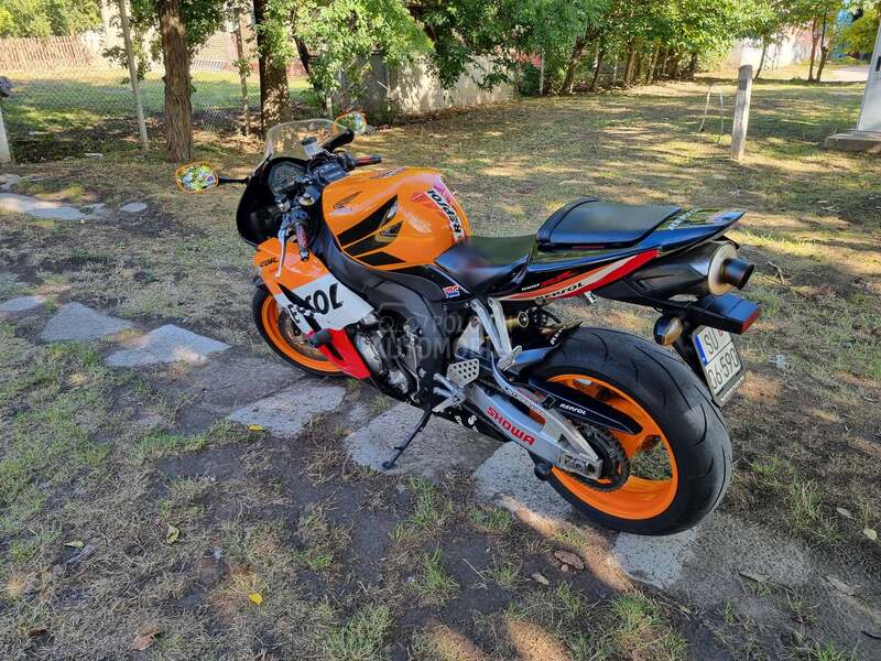 Honda CBR 1000RR REPSOL