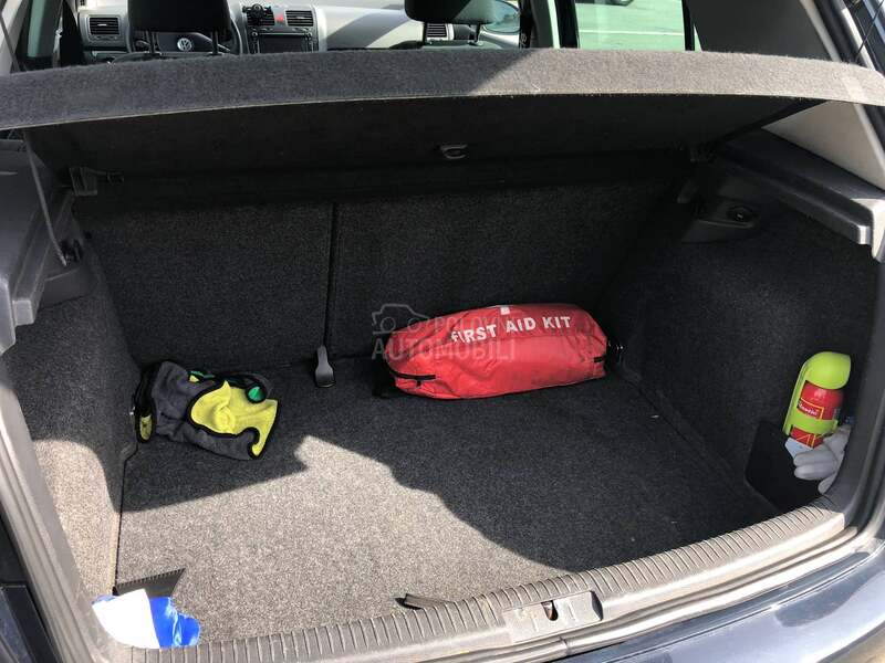 Volkswagen Golf 5 TDI DSG GT