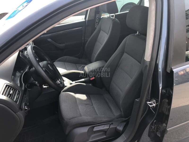 Volkswagen Golf 5 TDI DSG GT