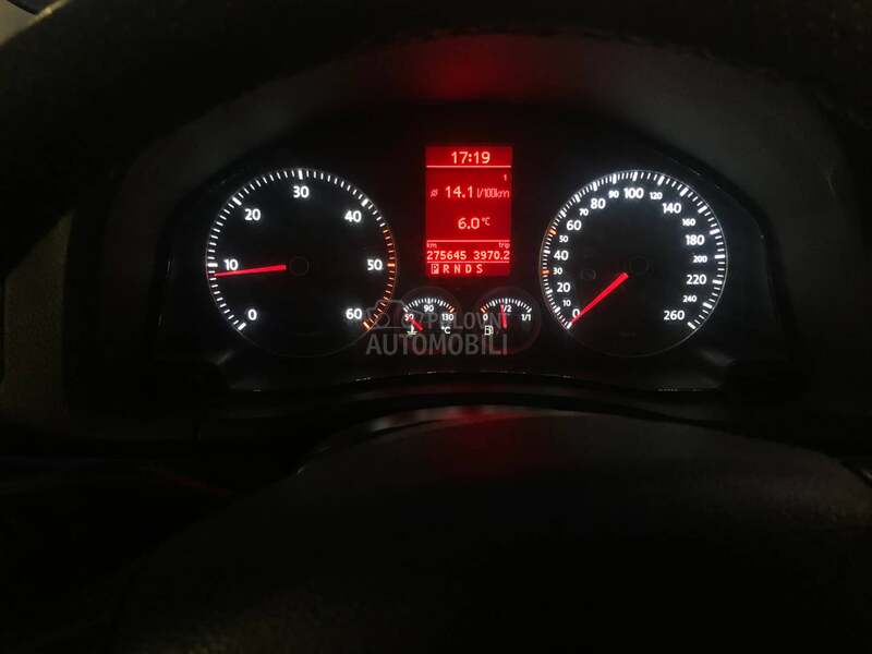 Volkswagen Golf 5 TDI DSG GT