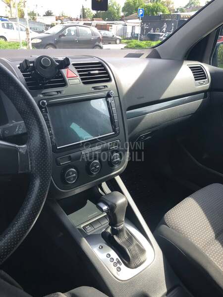 Volkswagen Golf 5 TDI DSG GT