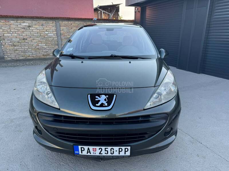 Peugeot 207 1.6b