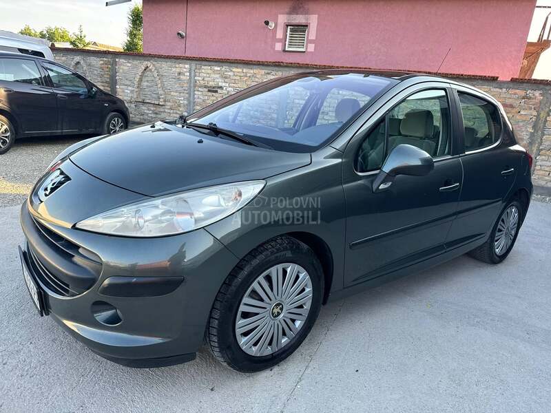 Peugeot 207 1.6b