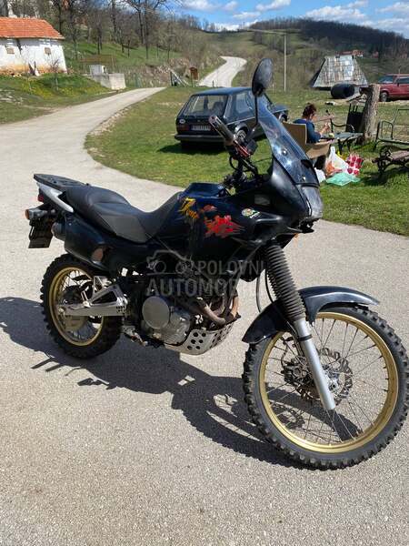 Honda dominator nx 500n