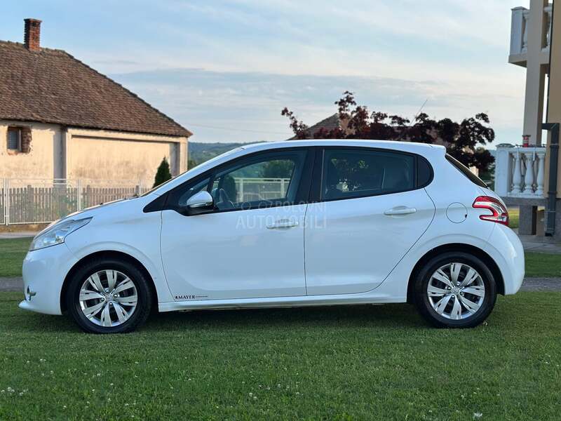 Peugeot 208 1.4 HDI