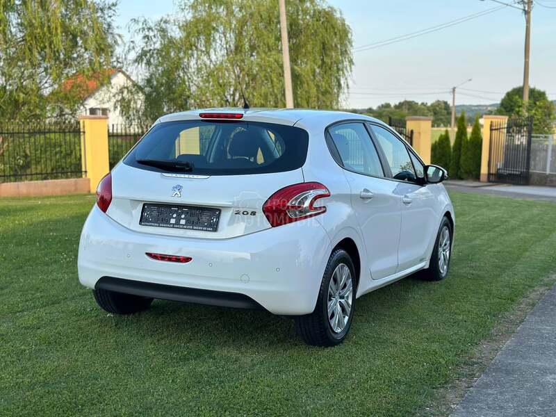 Peugeot 208 1.4 HDI