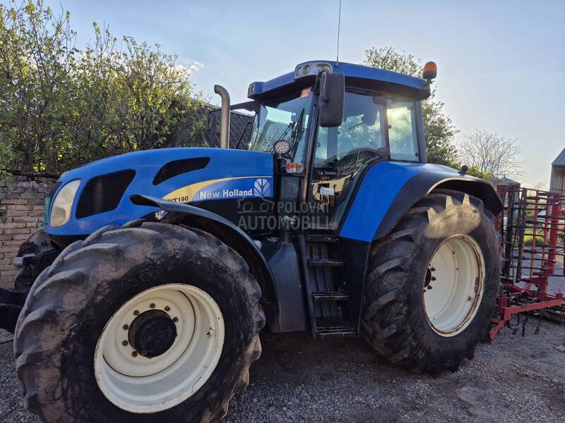 New Holland TVT190