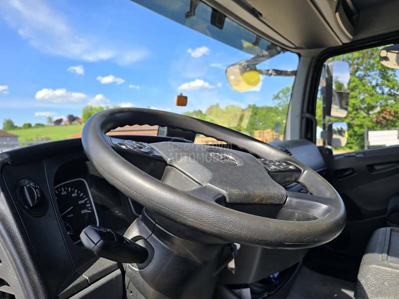 Mercedes Benz ATEGO 821