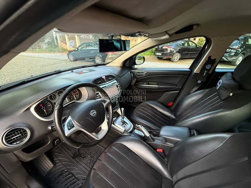 Lancia Delta 