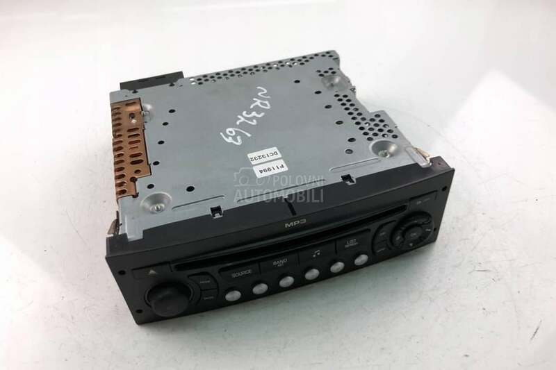 Radio / CD / DVD plejeri