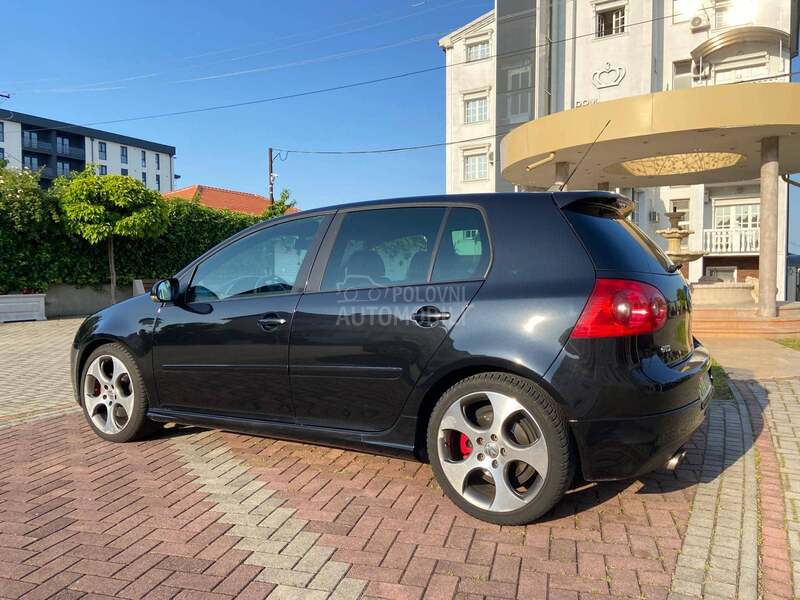 Volkswagen Golf 5 GTI