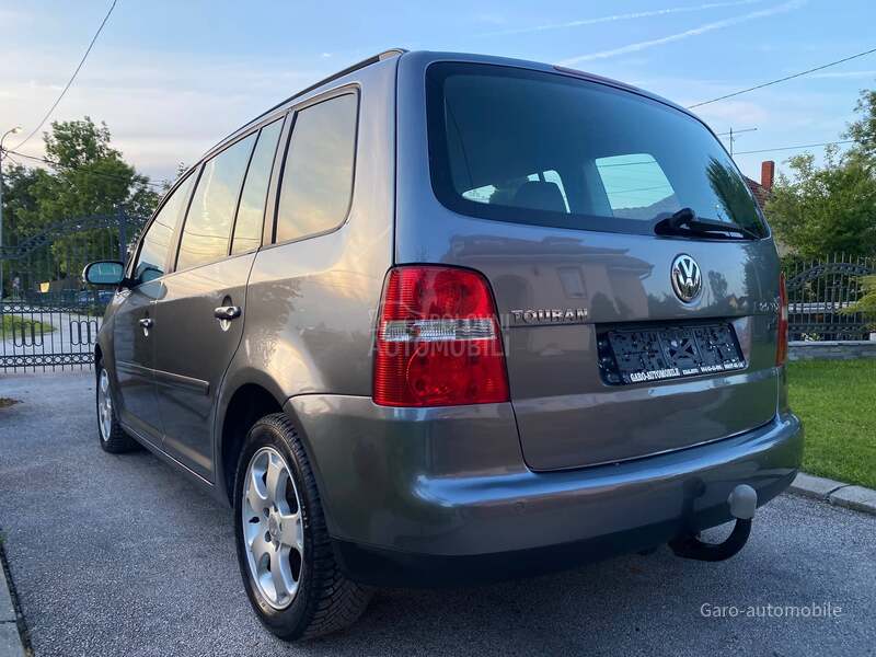 Volkswagen Touran 2.0TDI DSG 8V CH