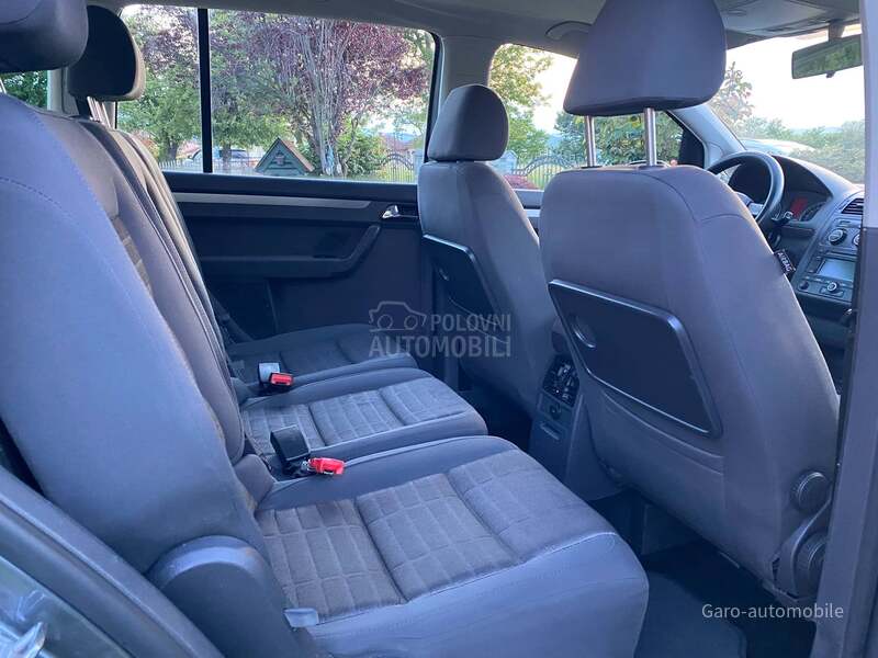 Volkswagen Touran 2.0TDI DSG 8V CH