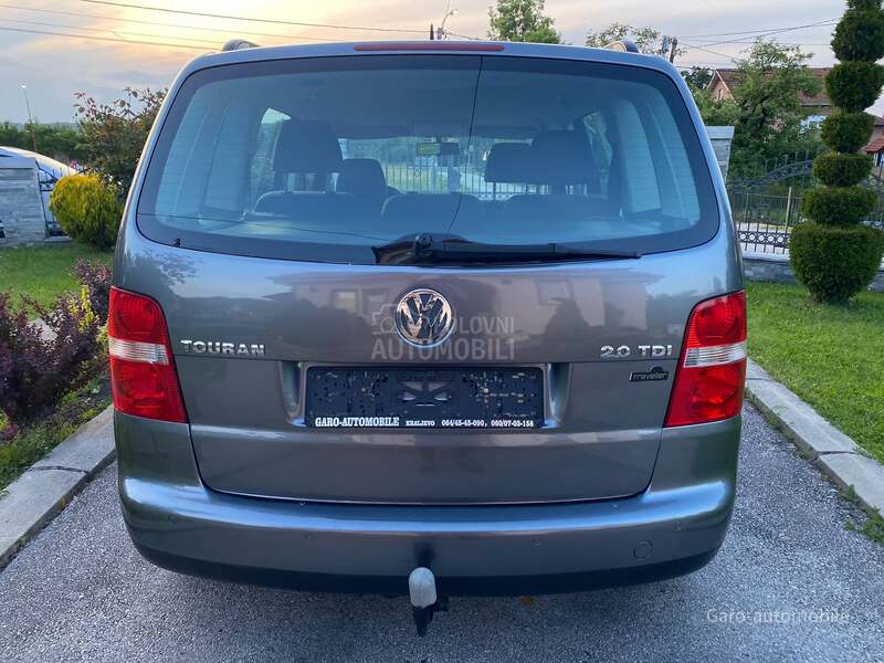 Volkswagen Touran 2.0TDI DSG 8V CH