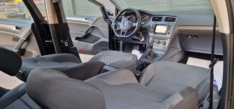 Volkswagen Golf 7 1.6 TDI HIGHLINE