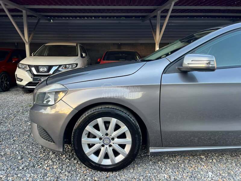 Mercedes Benz A 180 Aut7G/ACC/Nav