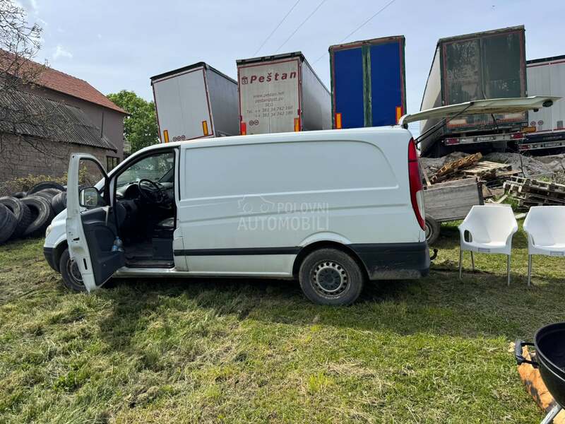 Mercedes Benz Vito 