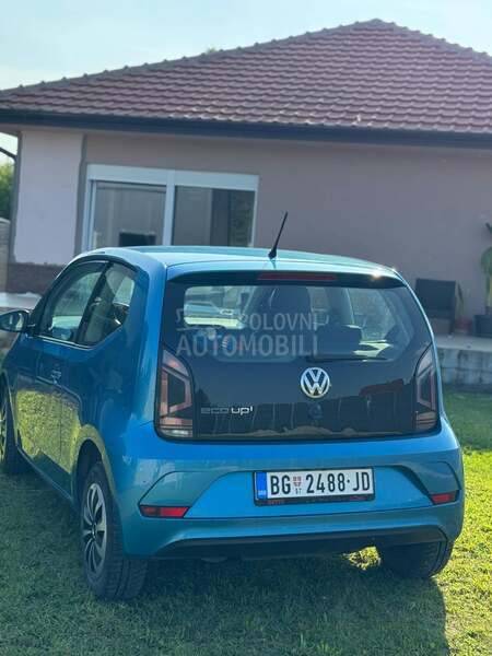 Volkswagen up! 