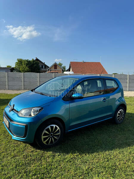 Volkswagen up! 