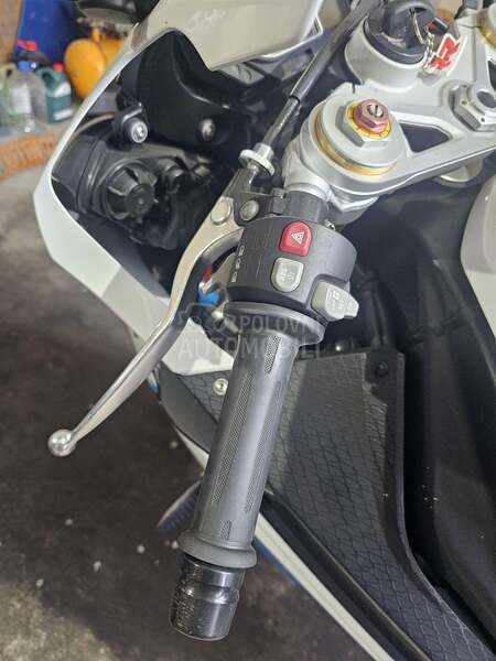 BMW S1000RR
