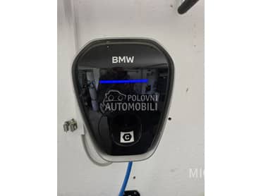 punjač za električni auto  