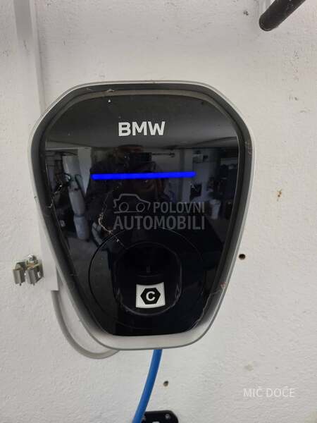punjač za električni auto