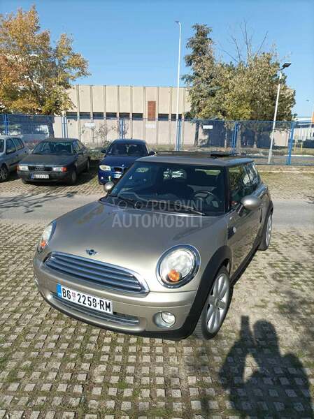 MINI Cooper 