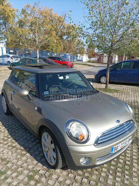 MINI Cooper 