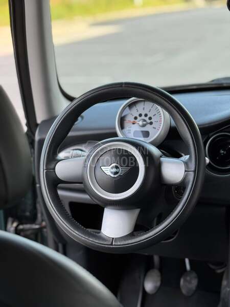 MINI Cooper Svajcarska