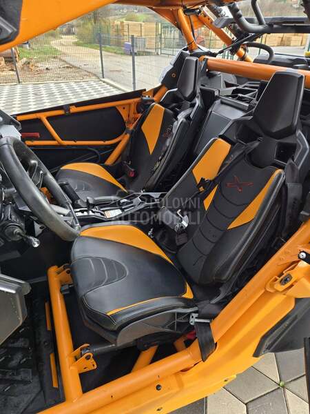 Can-Am Maverick X3 RC